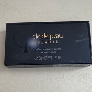 Clé de Peau Beauté Eye Color Quad - Black and Gold